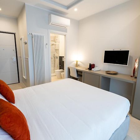 Napoli City Center - Appartamenti E Camere Εξωτερικό φωτογραφία