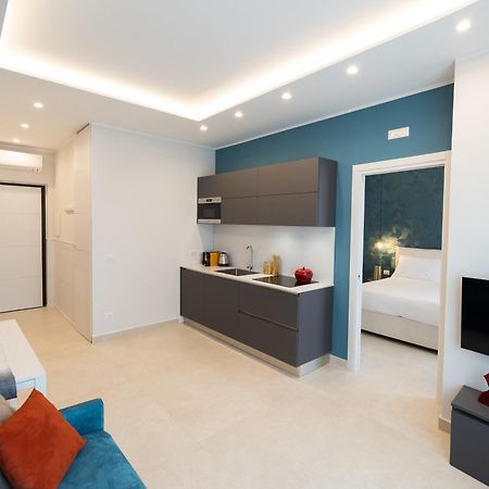 Napoli City Center - Appartamenti E Camere Εξωτερικό φωτογραφία
