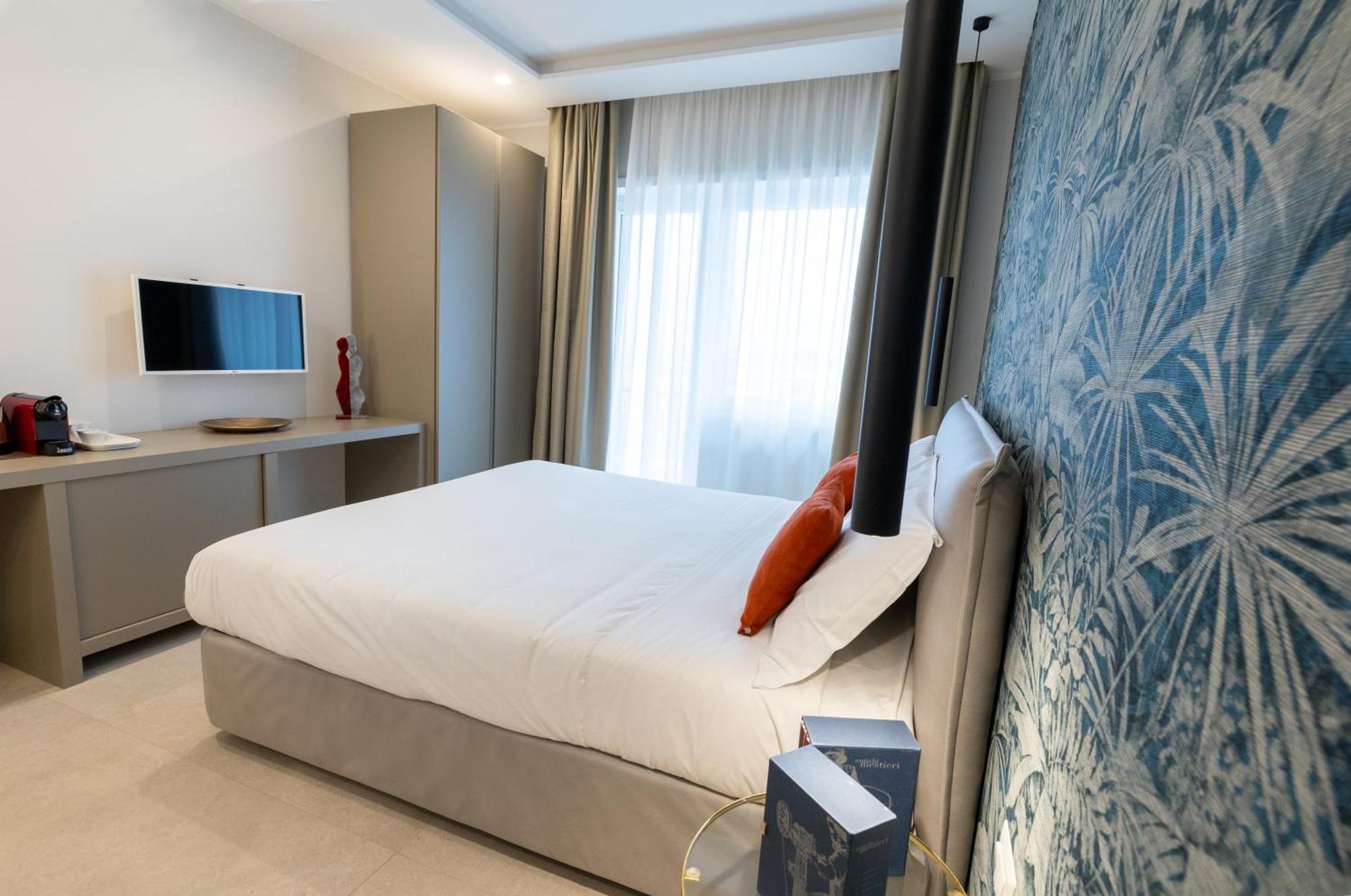 Napoli City Center - Appartamenti E Camere Εξωτερικό φωτογραφία